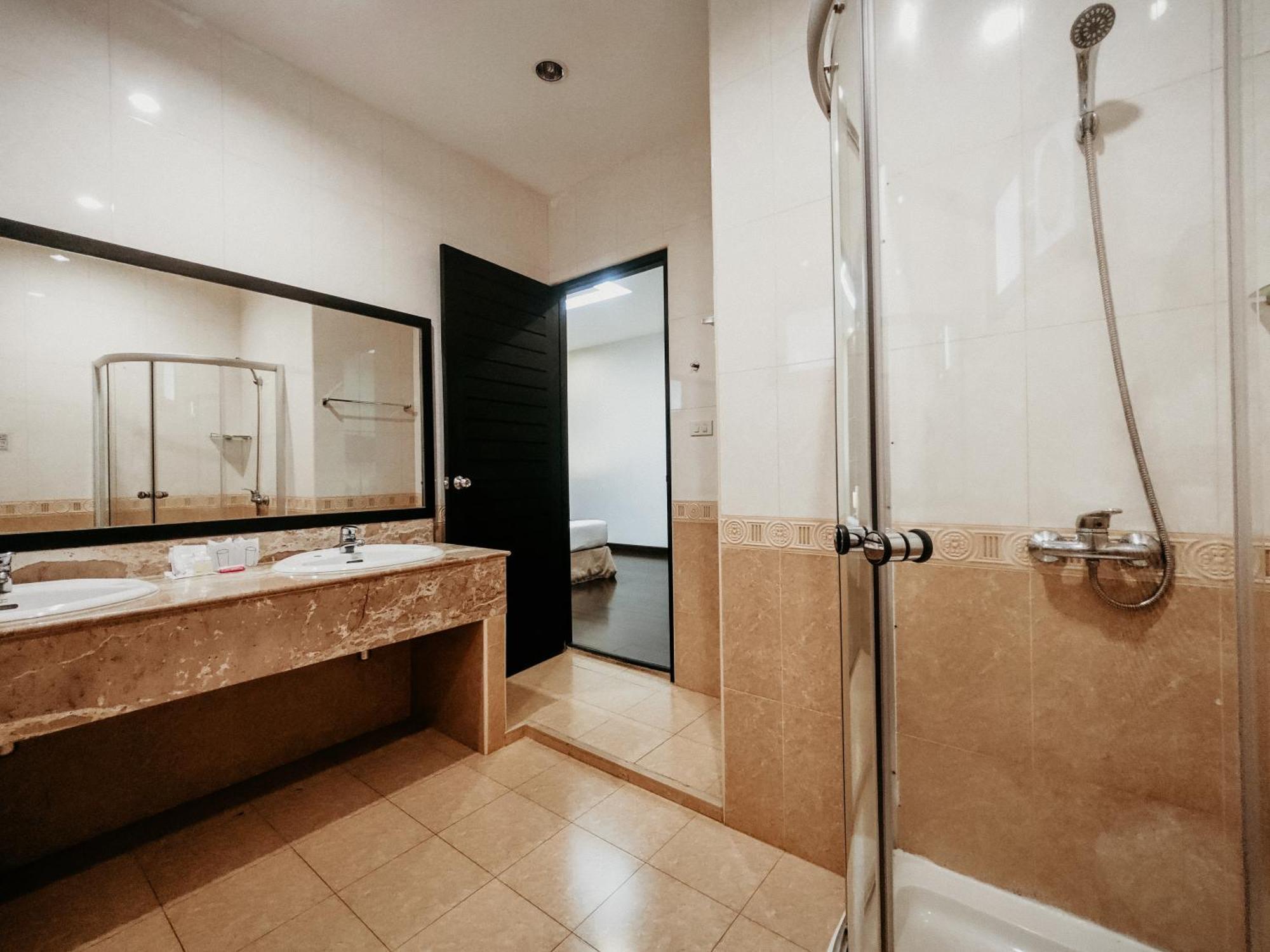 Rawai Grand House -Sha Plus Exterior foto